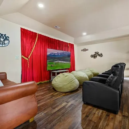 Crestview Estate 5 Acres-Heated Pool-5Min To Strip Villa Pigeon Forge Exterior photo