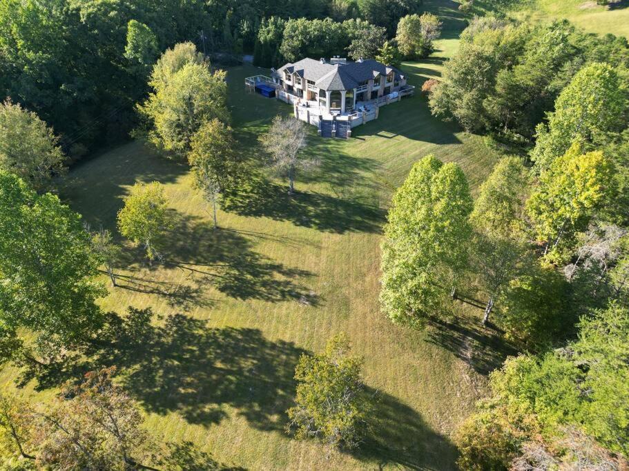 Villa Crestview Estate 5 Acres-heated Pool-5min To Strip